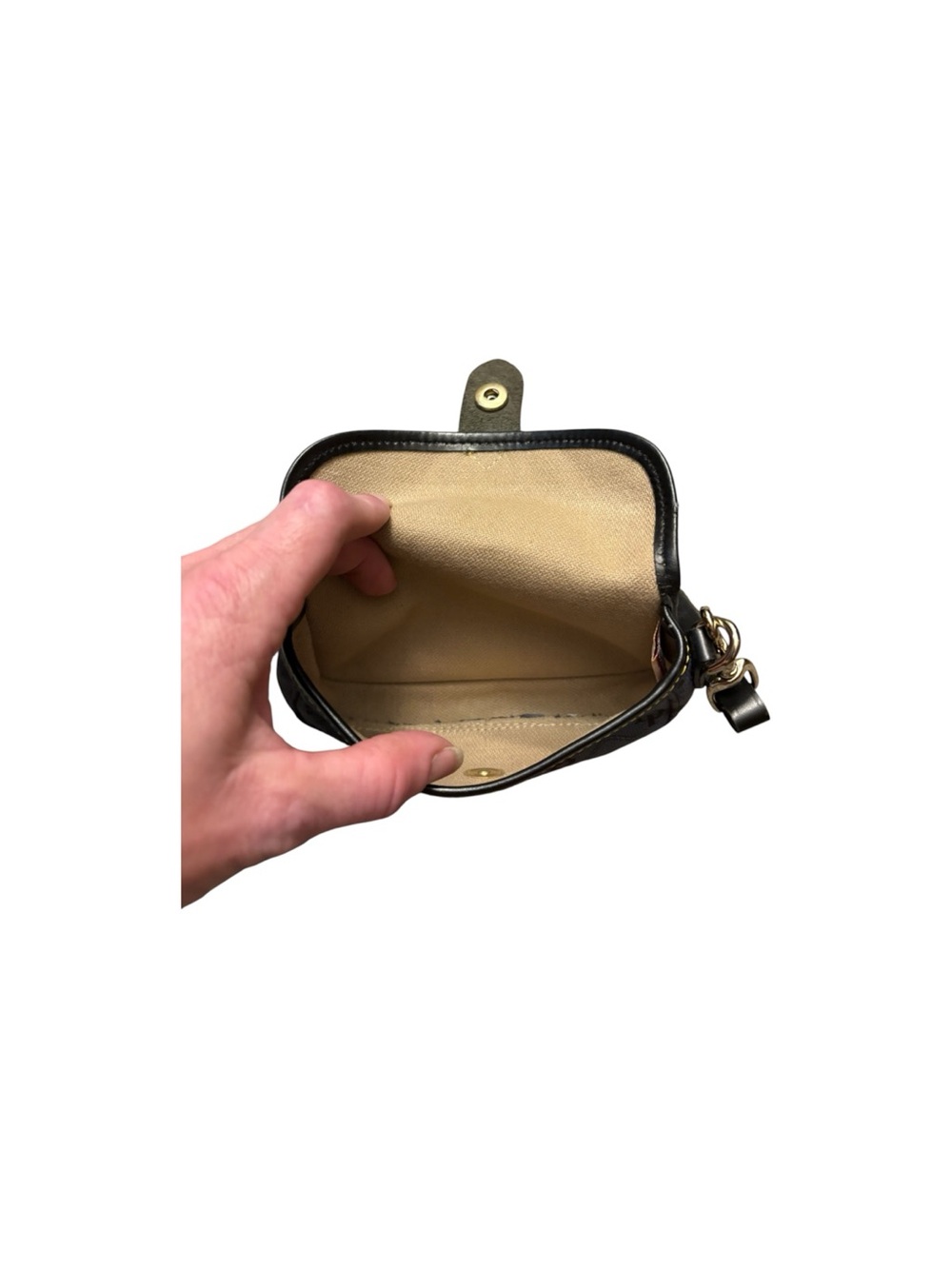 Dooney and Bourke - Picture 4 of 4